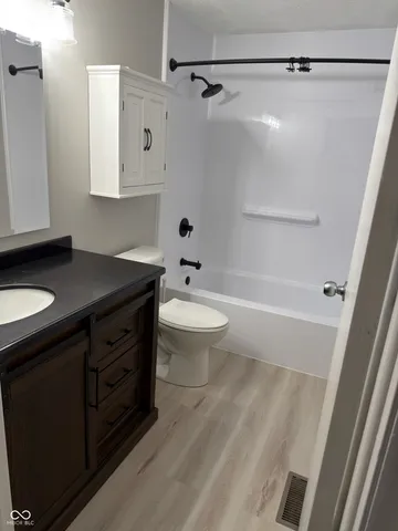 $200,000 | 6108 Aspen Grove Drive, Indianapolis, IN 46250