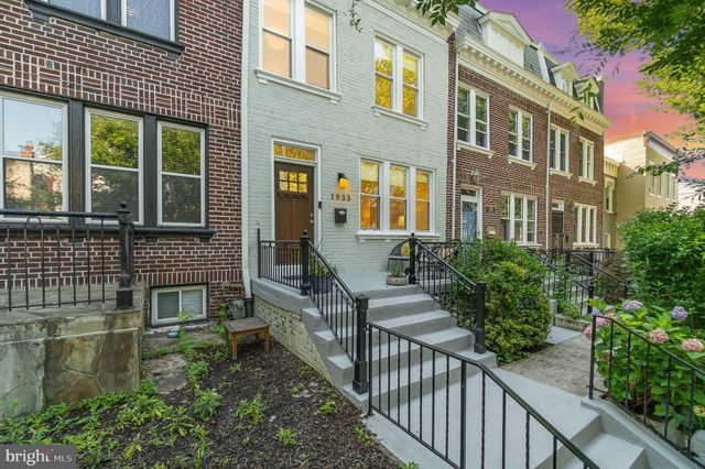 $849,000 | 1933 Lincoln Road Northeast, Washington, DC 20002