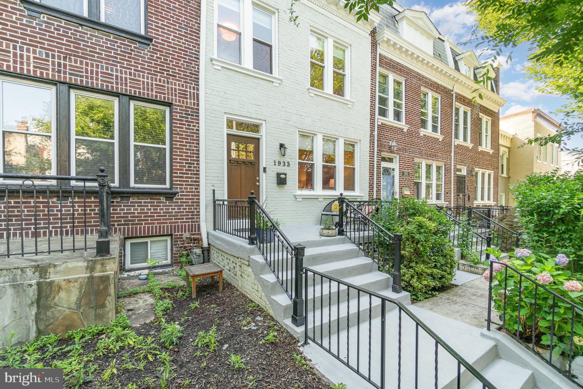 1933 Lincoln Road Northeast Washington, DC 20002 - Photo 2 of 48 Gallery Image 2