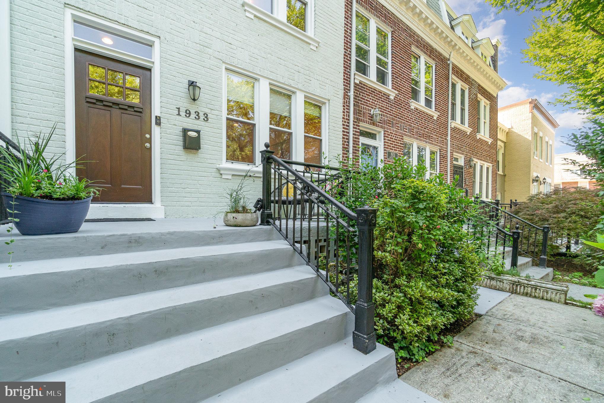 1933 Lincoln Road Northeast Washington, DC 20002 - Photo 3 of 48 Gallery Image 3