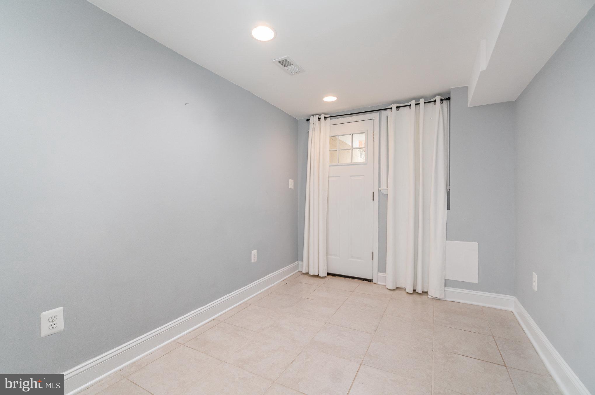 1933 Lincoln Road Northeast Washington, DC 20002 - Photo 31 of 48 Gallery Image 31