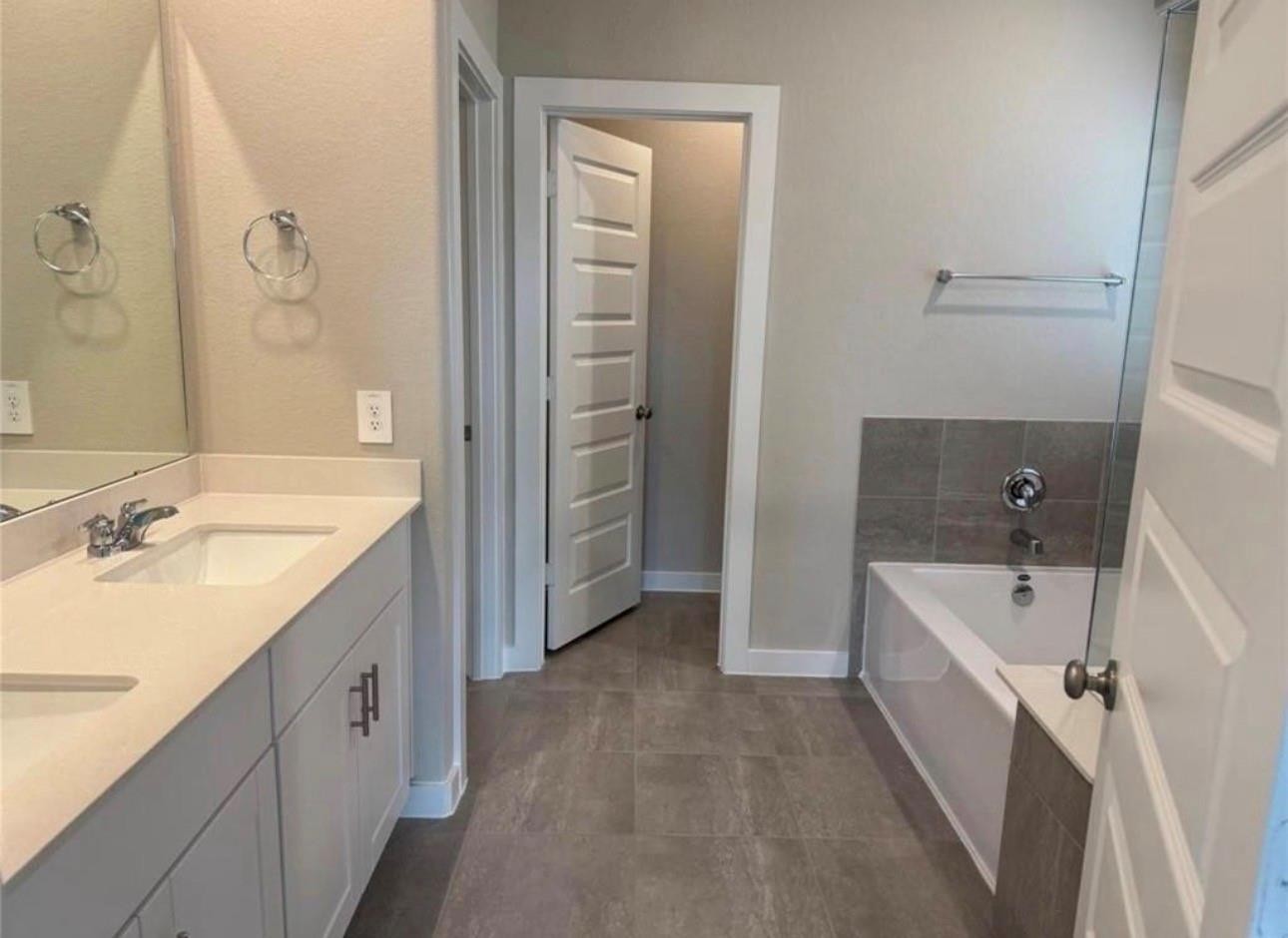 3110 Winding Mile Court Richmond, TX 77469 - Photo 6 of 6 2nd Bathroom