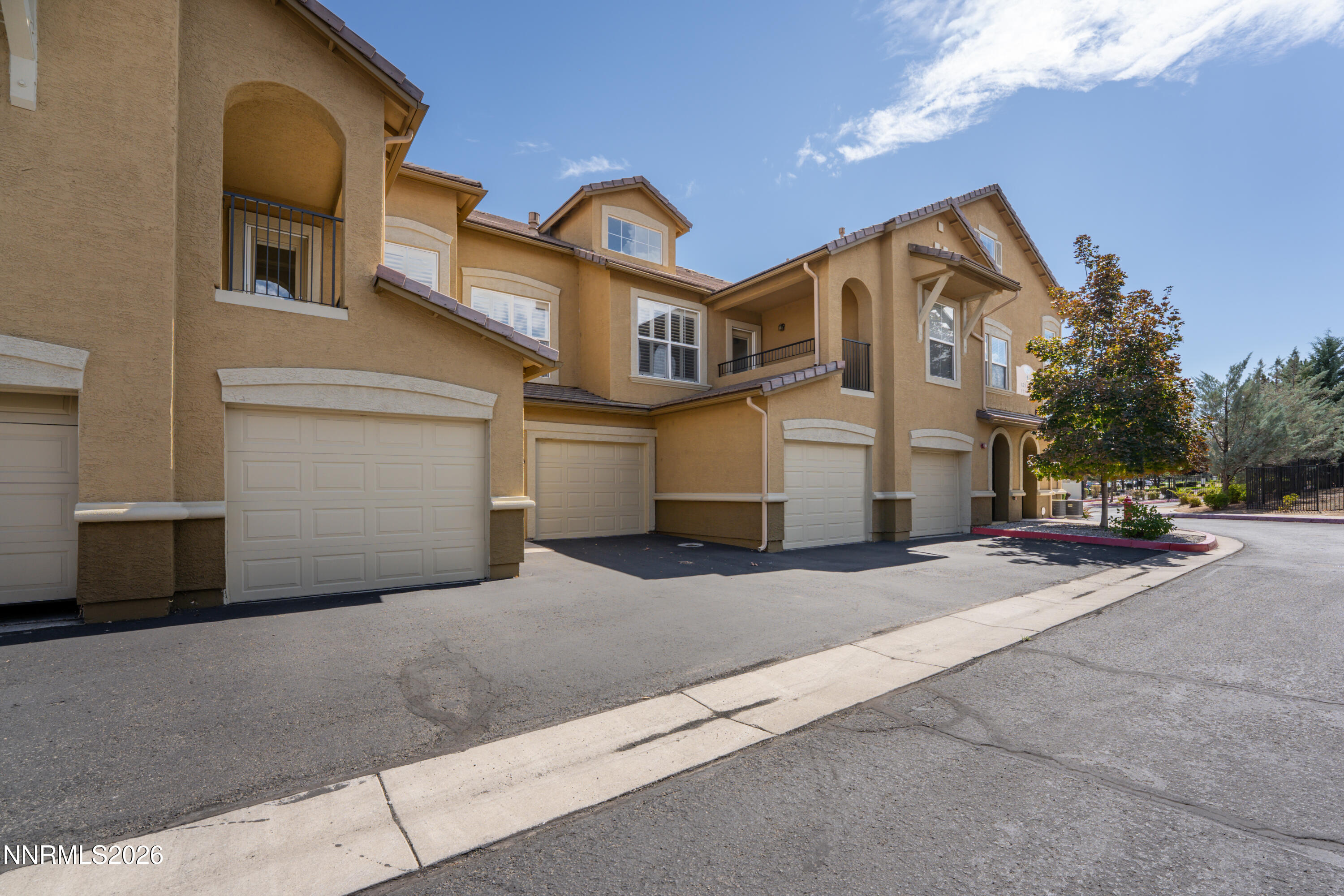1325 South Meadows Parkway, Unit 122 Reno, NV 89521 - Photo 3 of 33 02-1325 South Meadows Pkwy Unit 122 Reno
