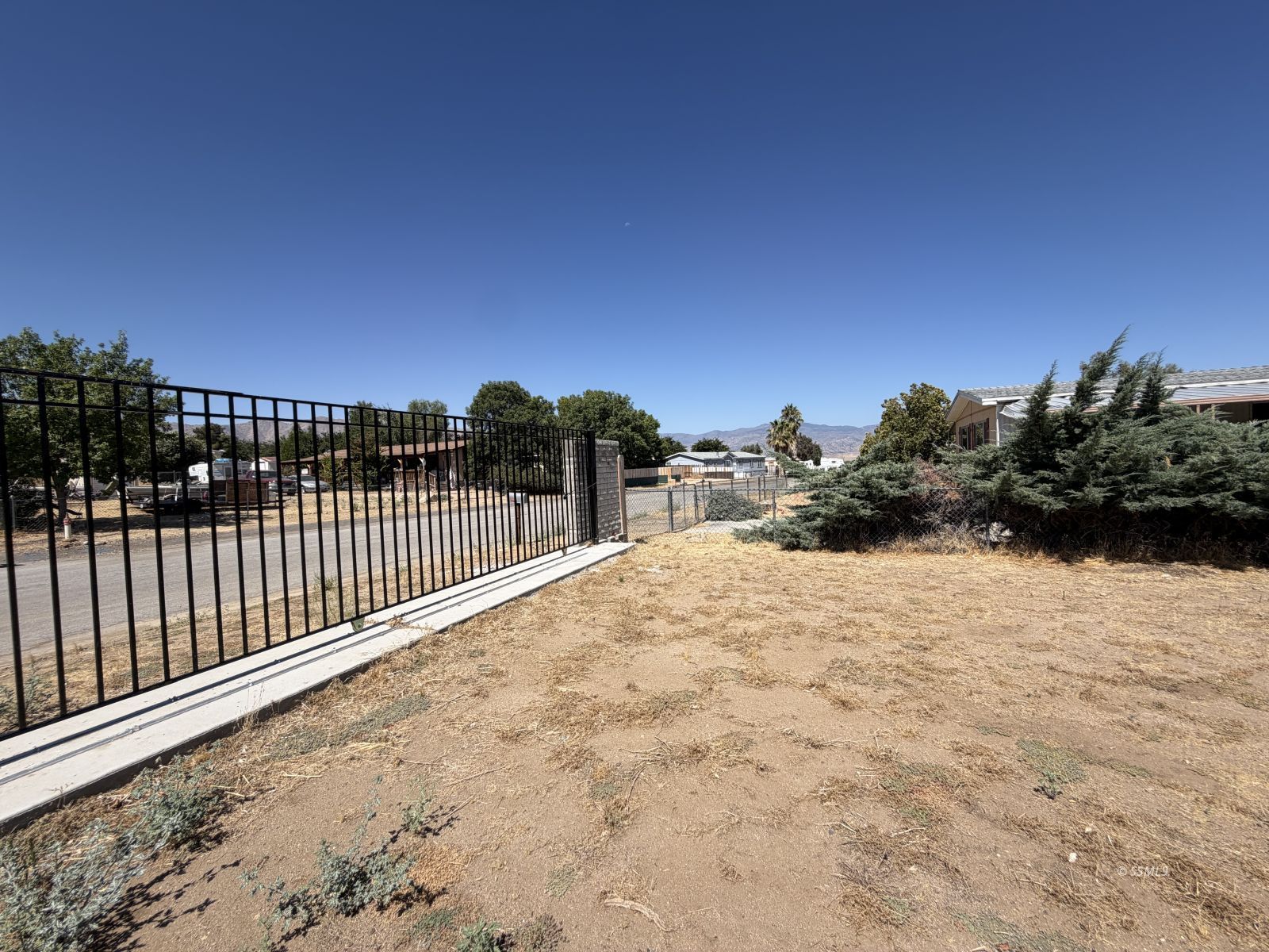 9124 Comanche Way Weldon, CA 93283 - Photo 14 of 23 Gallery Image 14