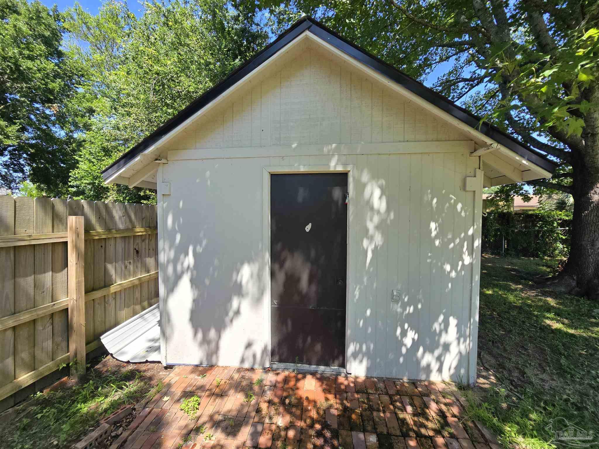 5855 Keystone Road Pensacola, FL 32504 - Photo 5 of 30 Gallery Image 5