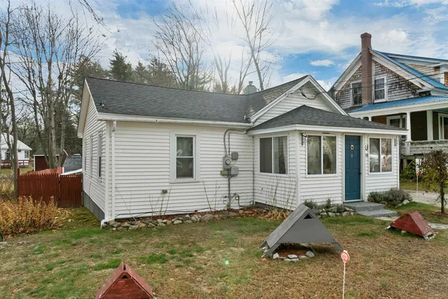 $275,000 | 14 Folsom Road, Ossipee, NH 03814