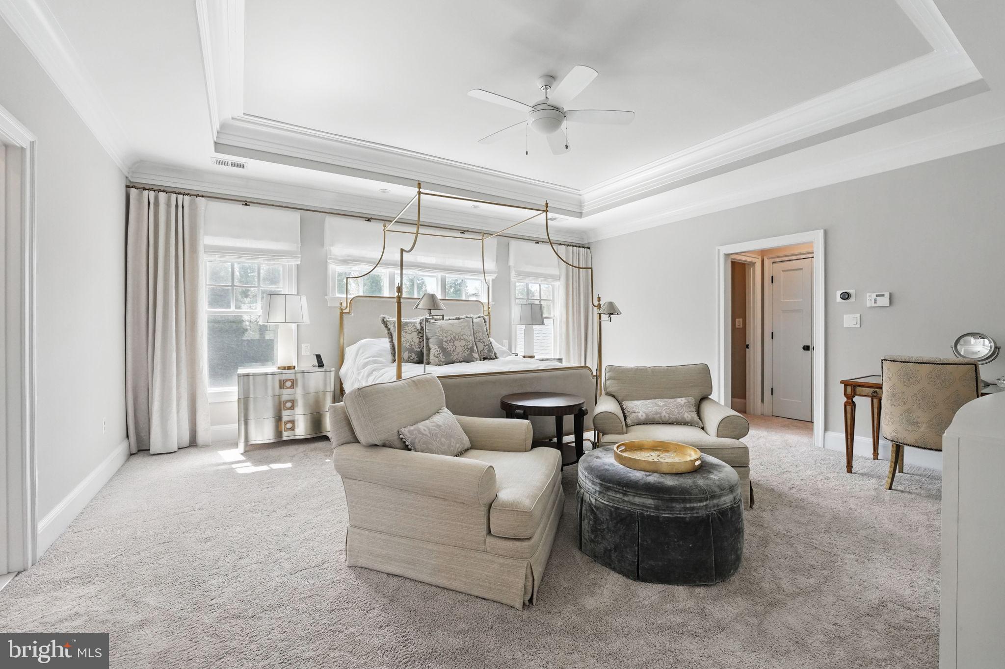 6645 Byrns Place McLean, VA 22101 - Photo 32 of 64 a living room with furniture and a large window