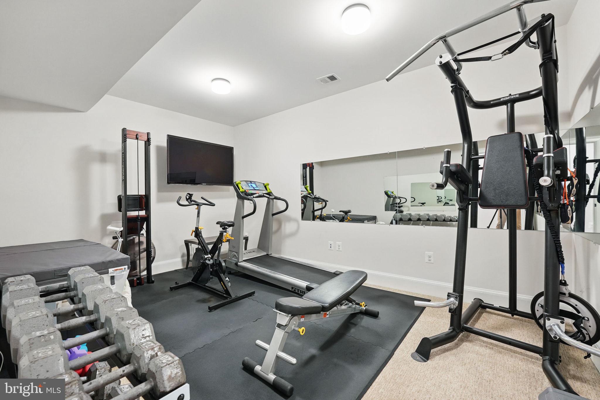 6645 Byrns Place McLean, VA 22101 - Photo 49 of 64 a view of a room with gym equipment