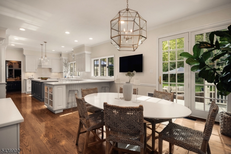 77 Pleasantville Road New Vernon, NJ 07976 - Photo 3 of 49