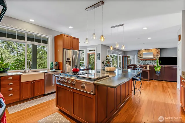 $1,295,000 | 27511 178th Street East, Carbonado, WA 98323