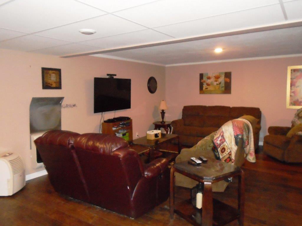 304 Center Road Fairfield, ME 04937 - Photo 18 of 34 Family Room