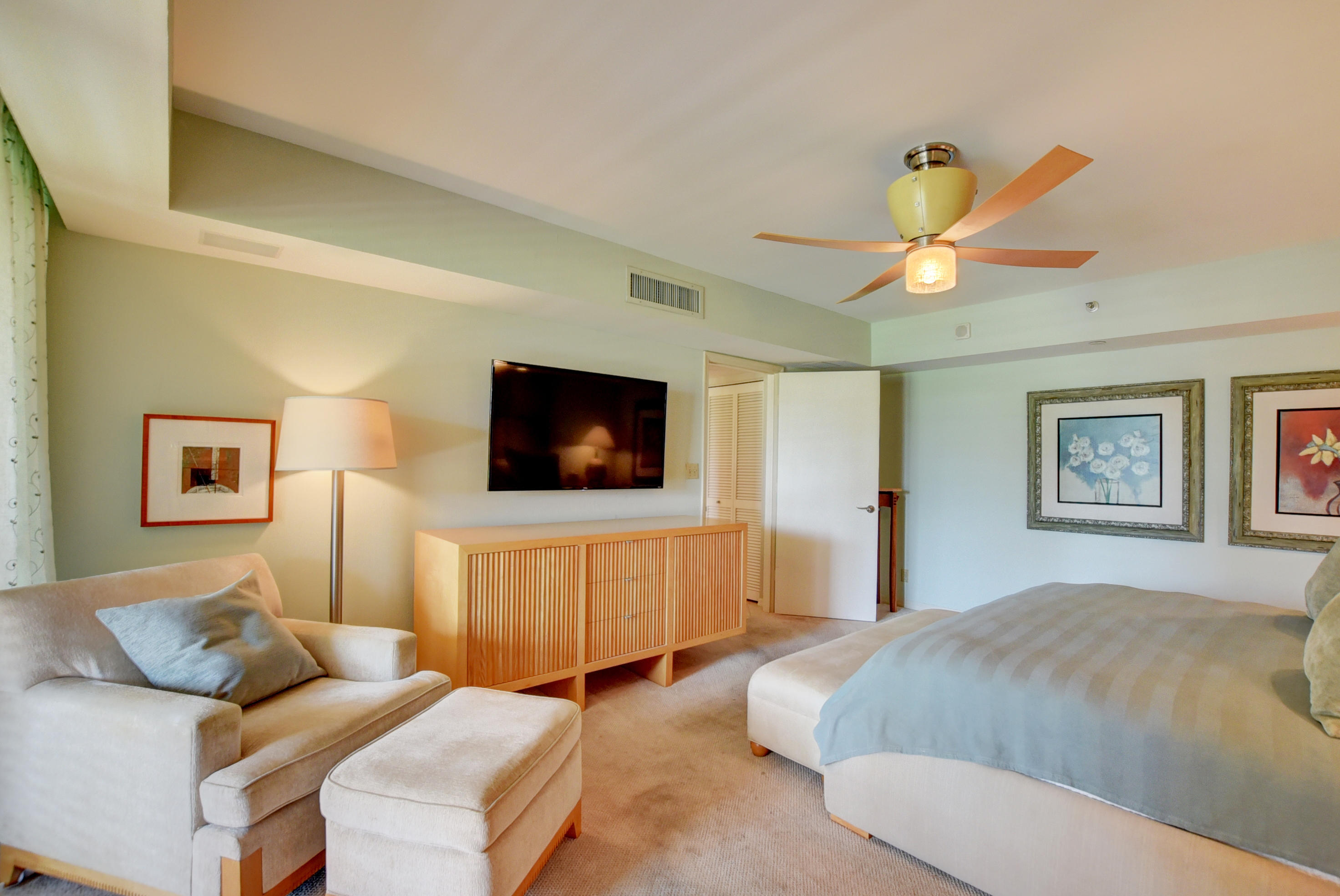 140 Southeast 5th Avenue, Unit 239 Boca Raton, FL 33432 - Photo 26 of 68 Master Bedroom