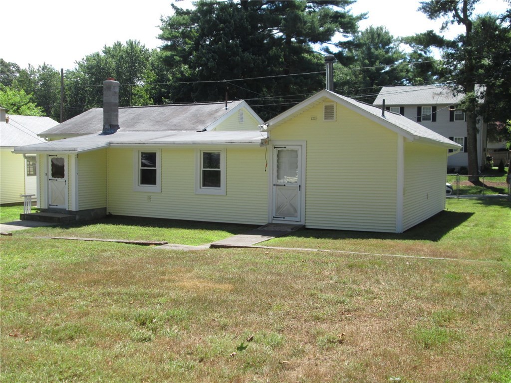 8 Rustic Way Scituate, RI 02831 - Photo 4 of 23 Gallery Image 4