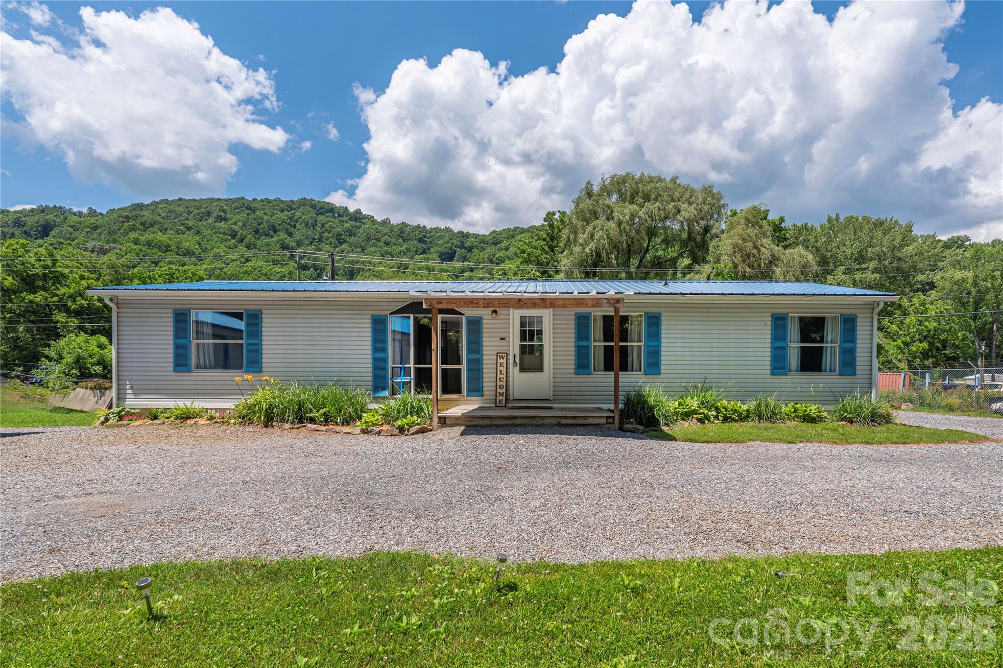 1458 Old Balsam Road Waynesville, NC 28786 - Photo 2 of 26