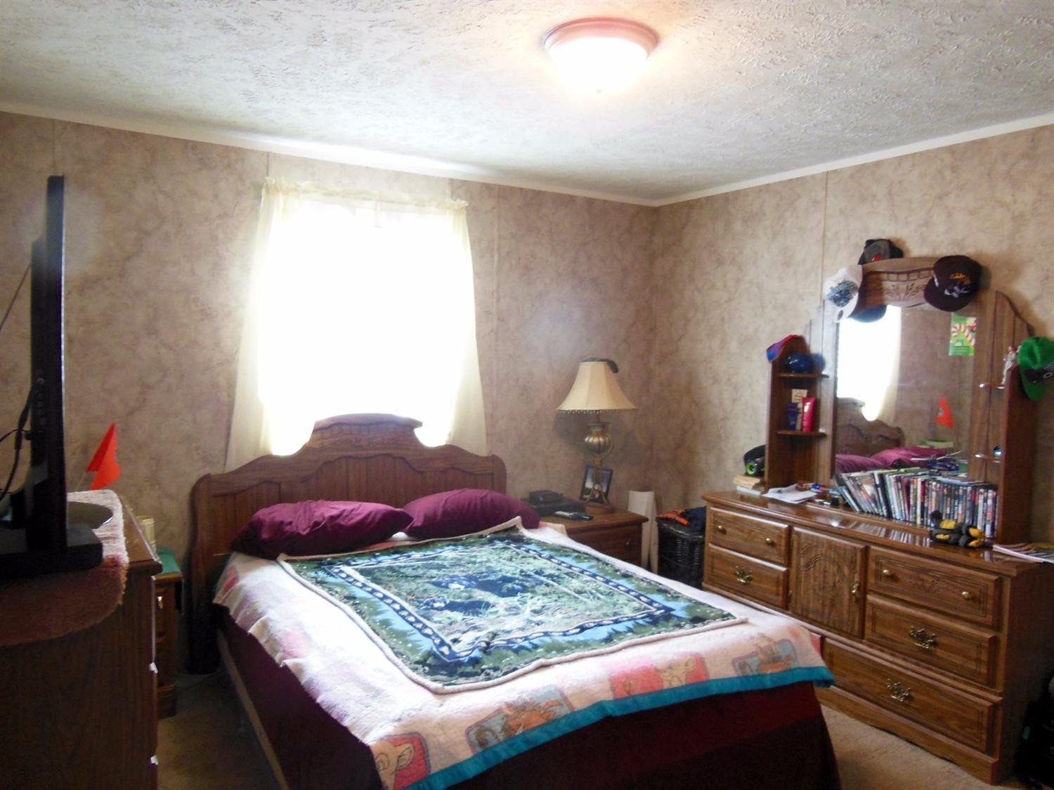 9300 Napoleon-Zion Station Road Dry Ridge, KY 41035 - Photo 11 of 22