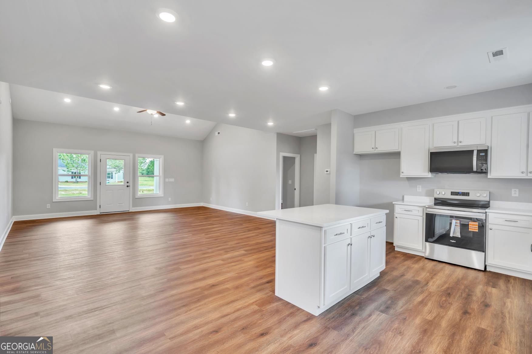 127 Lord Hatcher Drive Dexter, GA 31019 - Photo 14 of 46