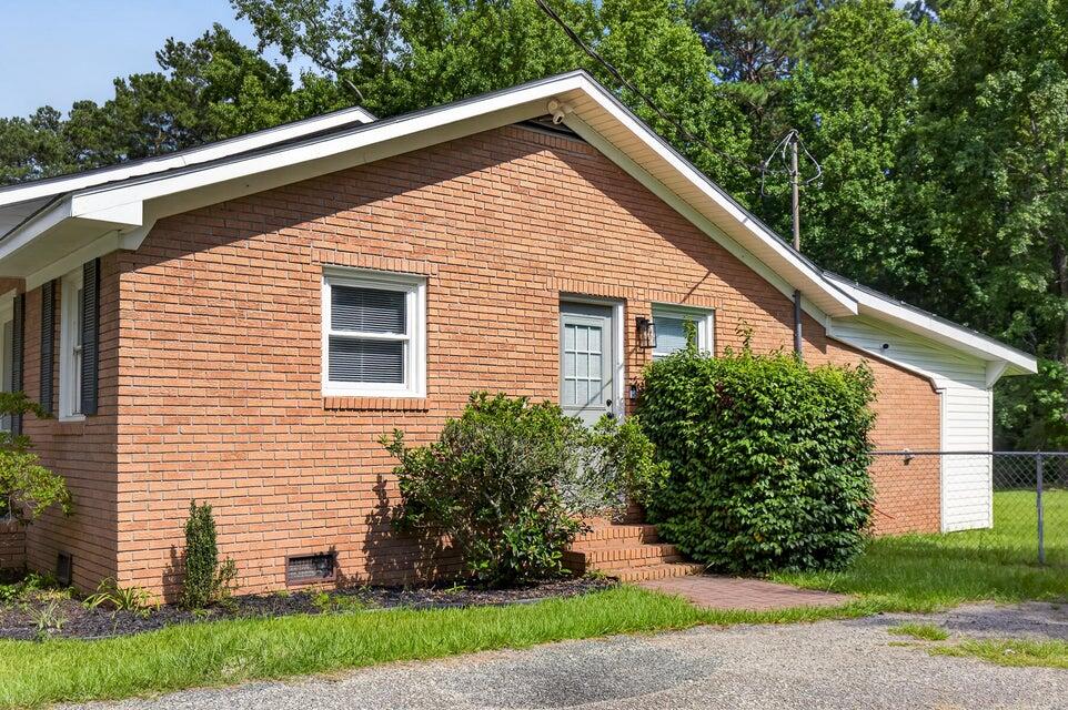 504 West Butternut Road Summerville, SC 29483 - Photo 36 of 47 Side access to the home