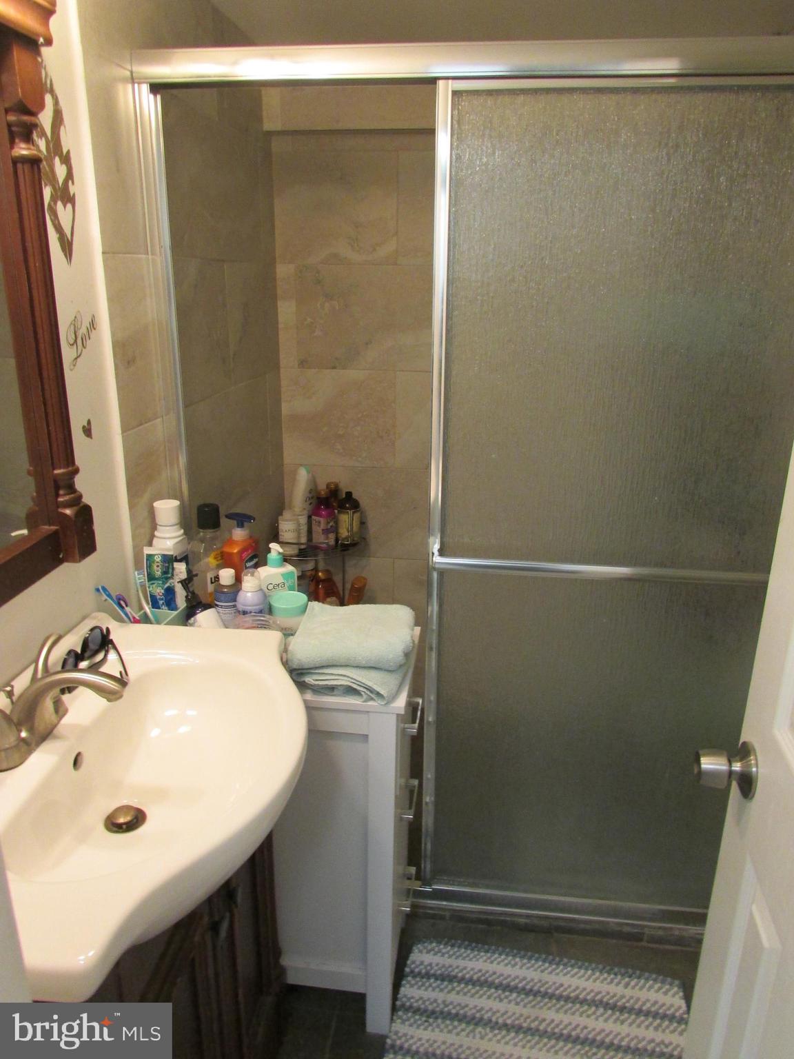 737 Byberry Road Philadelphia, PA 19116 - Photo 25 of 33