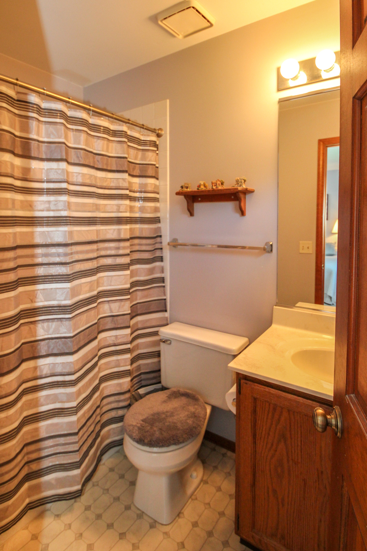 1050 Lewis Road Geneva, IL 60134 - Photo 15 of 24