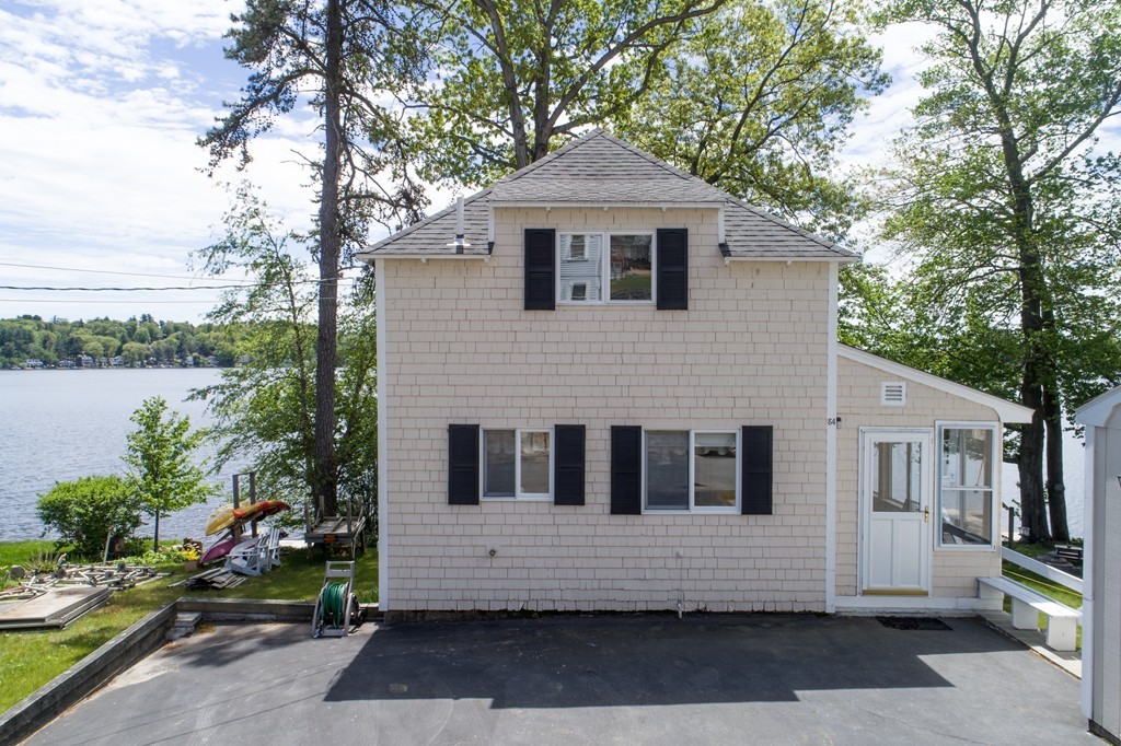84 Lake Attitash Road Amesbury, MA 01913 - Photo 3 of 26 Gallery Image 3