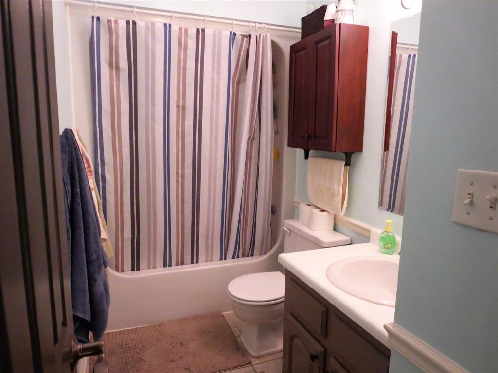 210 Old Colony Road Anderson, SC 29621 - Photo 12 of 18