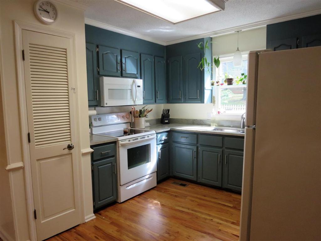 210 Old Colony Road Anderson, SC 29621 - Photo 4 of 18
