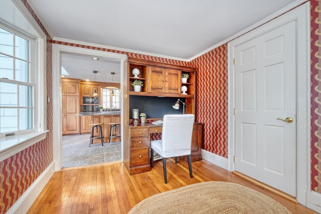 46 Country Club Road Melrose, MA 02176 - Photo 16 of 41 Gallery Image 16