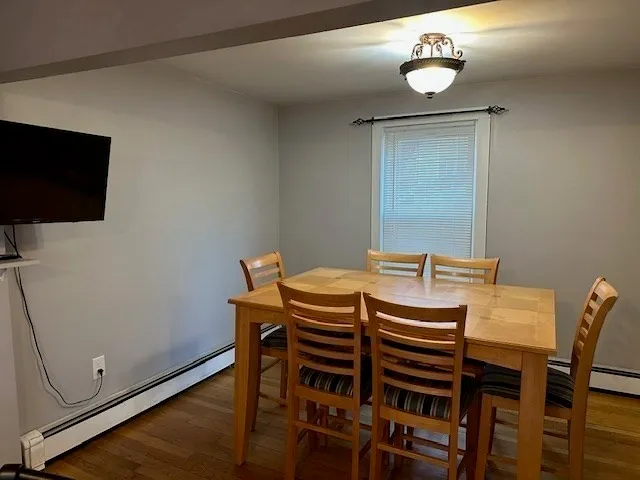 $2,900 | 34 Perkins Street, Unit 1, Gloucester, MA 01930