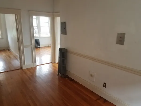 $1,975 | 2 Hancock Street, Unit 9, Malden, MA 02148