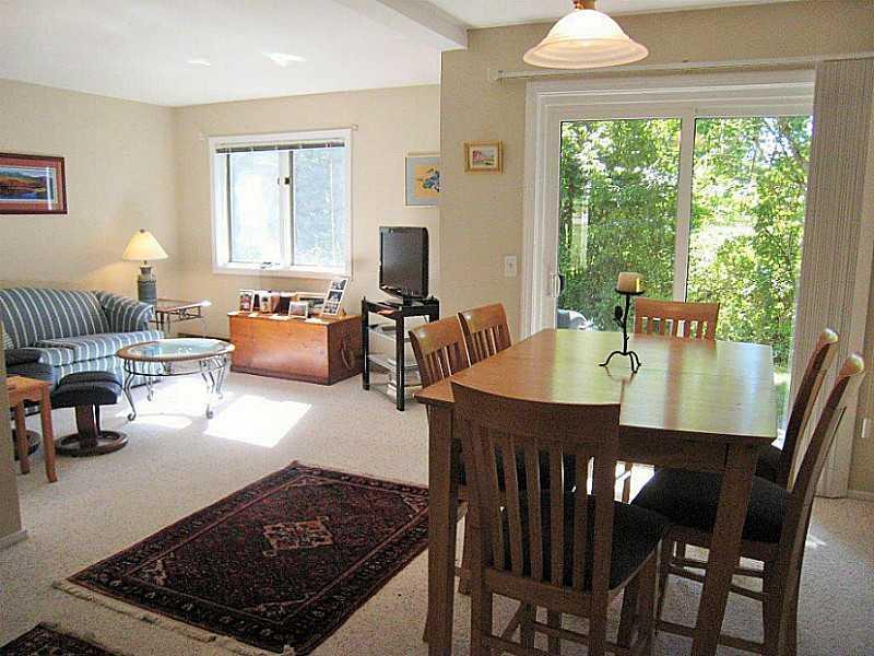 31 Linwood Road, Unit 31 Freeport, ME 04032 - Photo 4 of 24 Living Room. & Dining Room