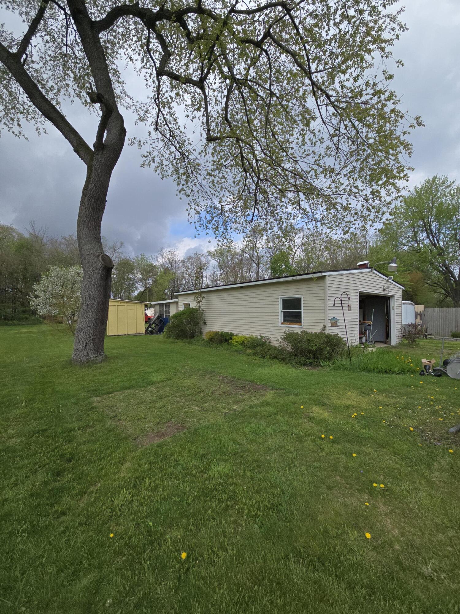 69834 Sunnyfield Road Sturgis, MI 49091 - Photo 6 of 19 1000035881