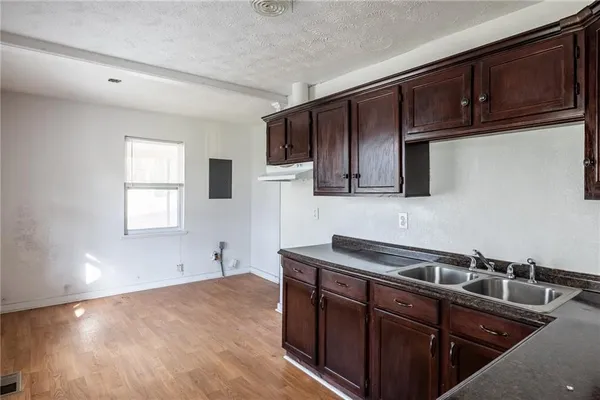 $120,000 | 6623 King George Way, Morrow, GA 30260