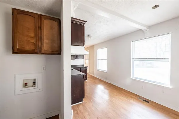 $120,000 | 6623 King George Way, Morrow, GA 30260