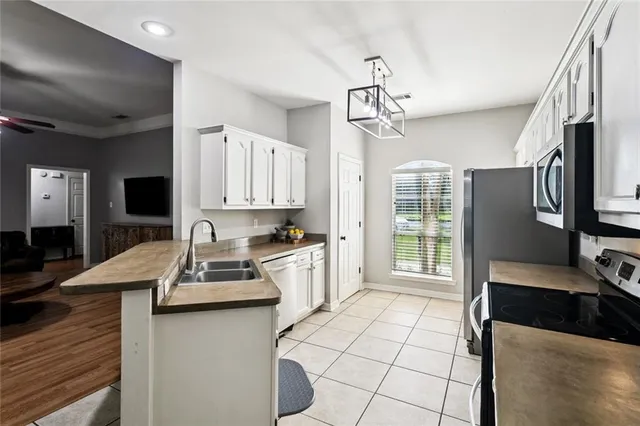 $260,000 | 25 A Oak Park Drive, Madisonville, LA 70447