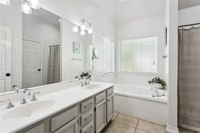 $260,000 | 25 A Oak Park Drive, Madisonville, LA 70447