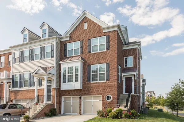 $3,800 | 43531 Heritage Gap Terrace, Chantilly, VA 20152