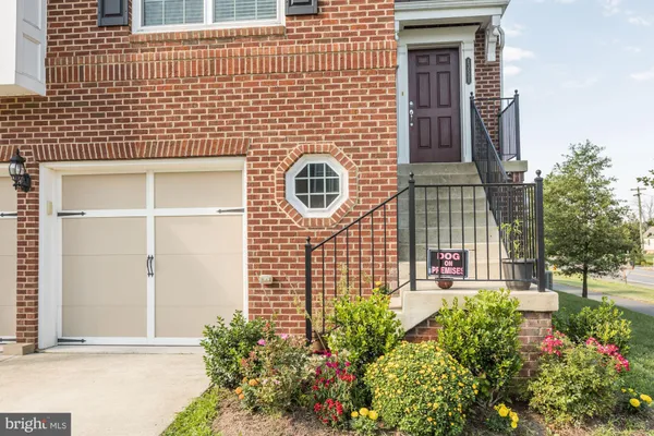 $3,800 | 43531 Heritage Gap Terrace, Chantilly, VA 20152