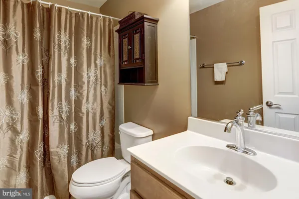 $3,800 | 43531 Heritage Gap Terrace, Chantilly, VA 20152