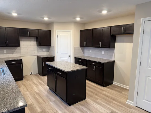 $262,900 | 1035 Lake Court, Shirley, IN 47384