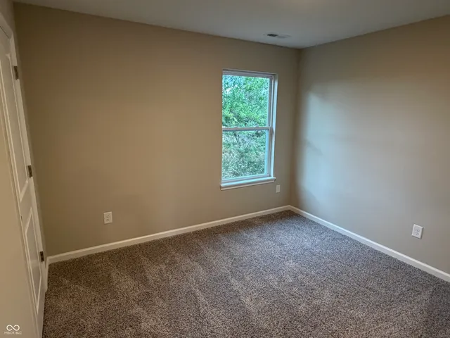 $262,900 | 1035 Lake Court, Shirley, IN 47384