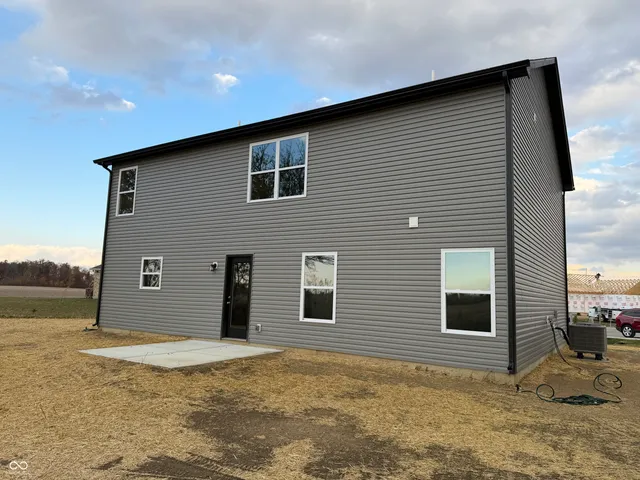 $262,900 | 1035 Lake Court, Shirley, IN 47384