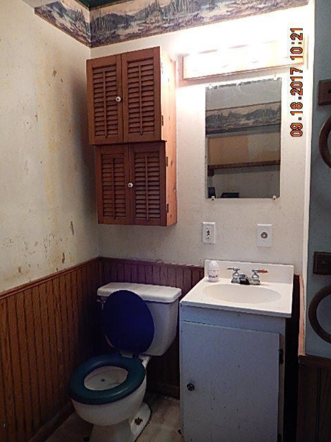 5415 Skeels Road Holton, MI 49425 - Photo 11 of 18 5415 Skeels halfbath