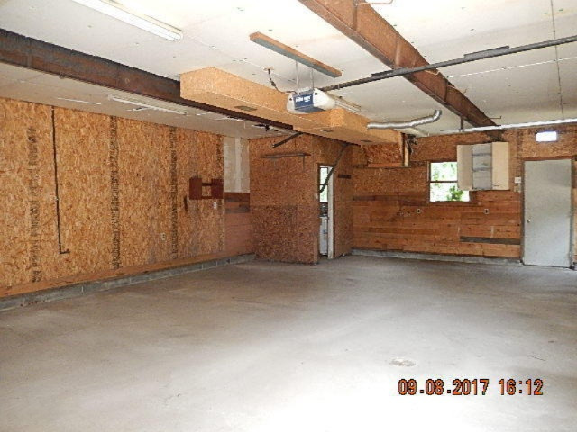 5415 Skeels Road Holton, MI 49425 - Photo 14 of 18 5415 Skeels garage interior