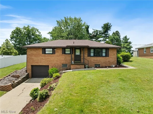$189,000 | 31 Highview Circle, Weirton, WV 26062