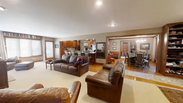 $974,900 | 25162 County Road 900 South, Batesville, IN 47006