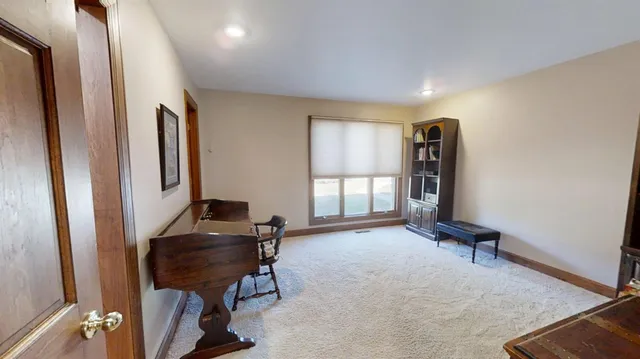 $974,900 | 25162 County Road 900 South, Batesville, IN 47006