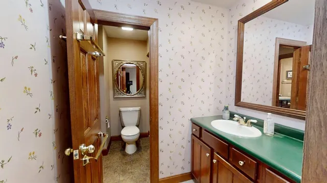 $974,900 | 25162 County Road 900 South, Batesville, IN 47006