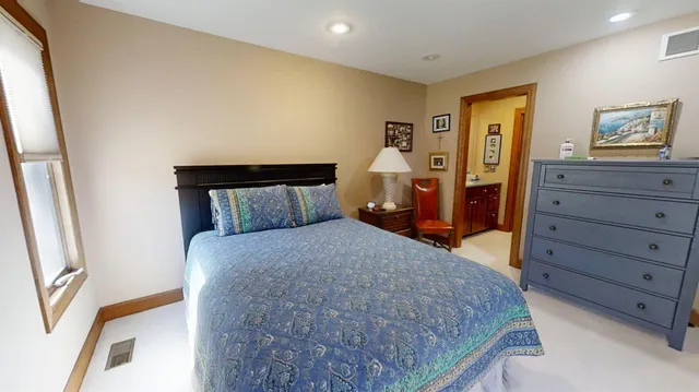 $974,900 | 25162 County Road 900 South, Batesville, IN 47006