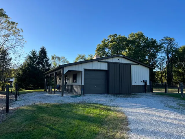 $974,900 | 25162 County Road 900 South, Batesville, IN 47006