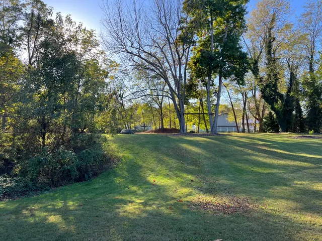 $974,900 | 25162 County Road 900 South, Batesville, IN 47006